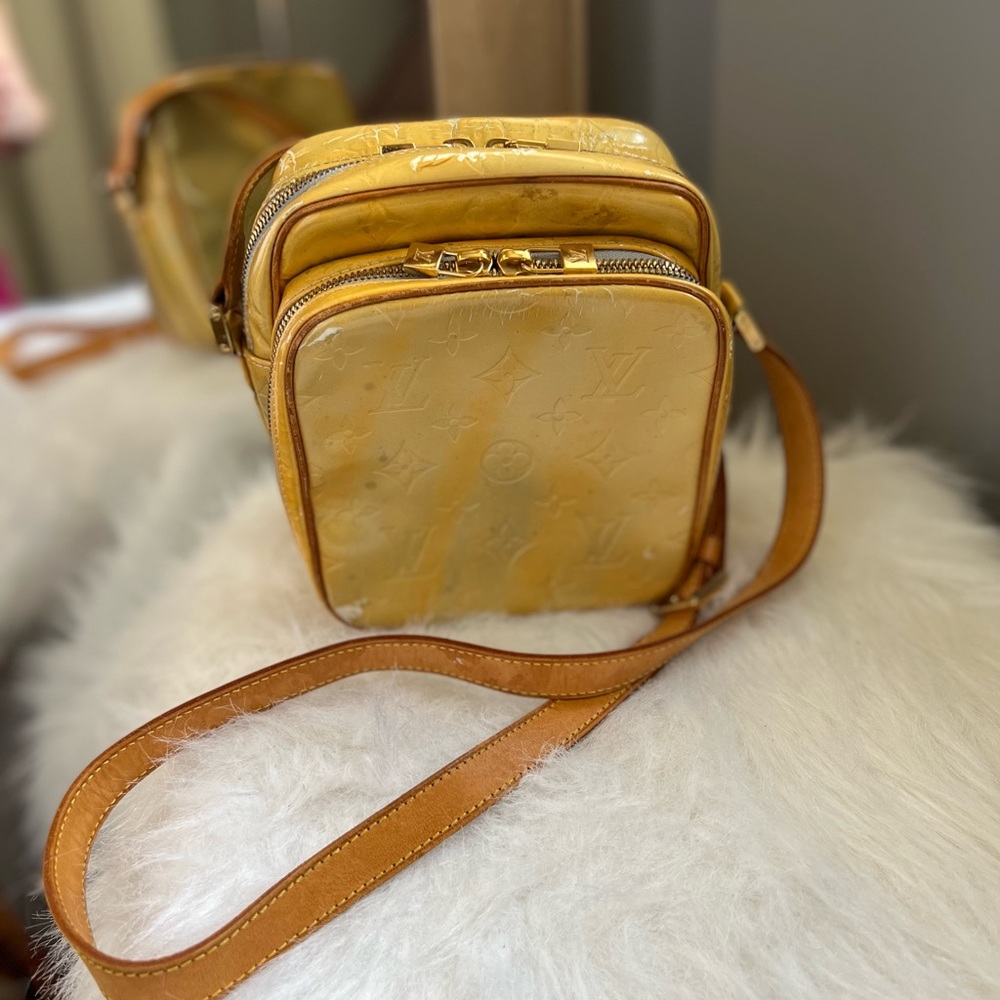 Louis Vuitton Yellow Vernis Leather Crossbody Bag